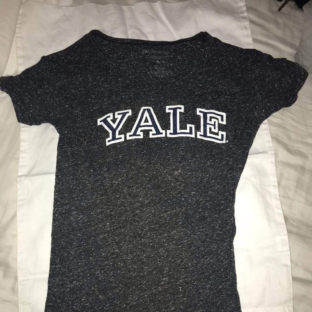 feminine cut yale t-shirt